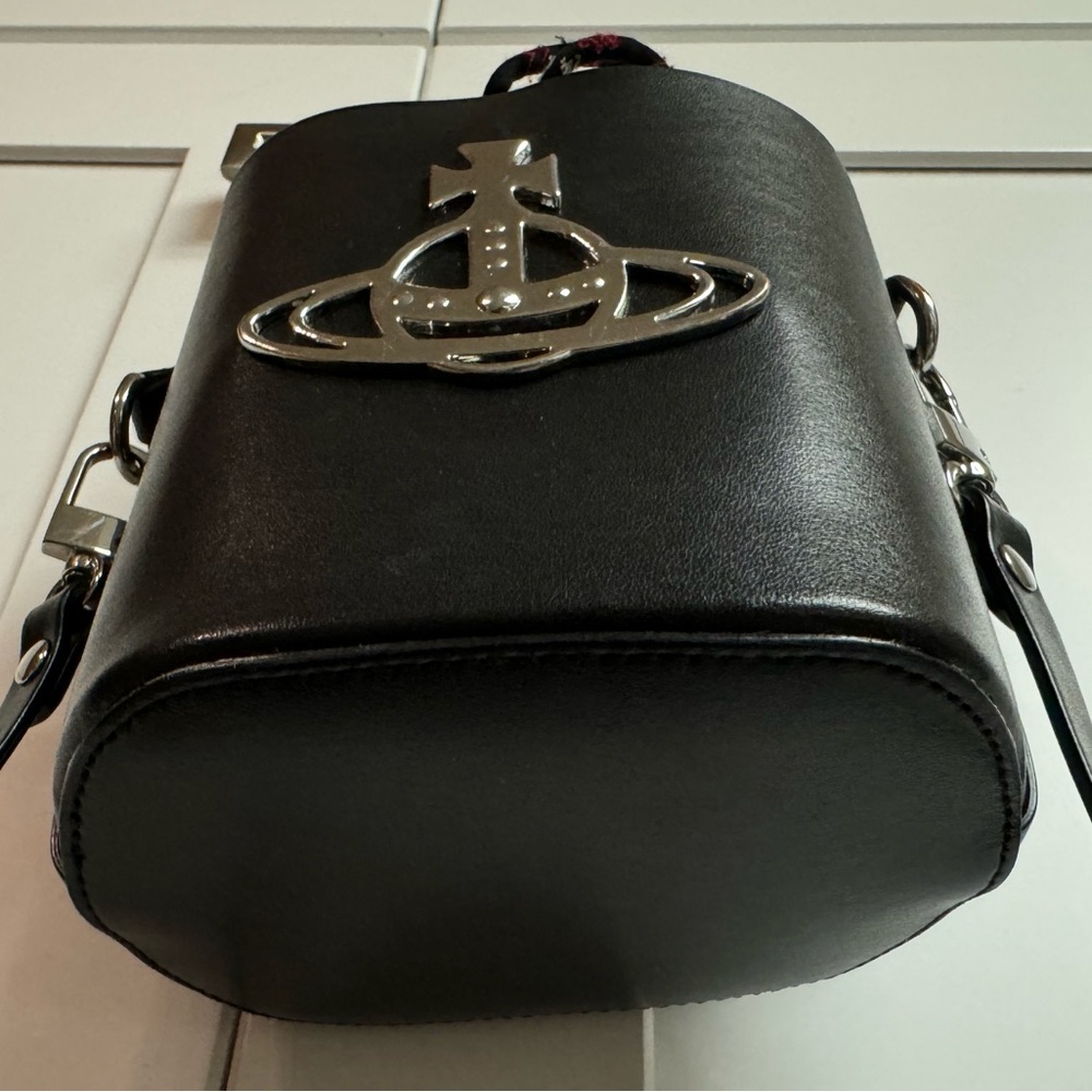 Vivienne Westwood bucket bag crossbody shoulder bag handbag removable strap - Picture 5 of 16